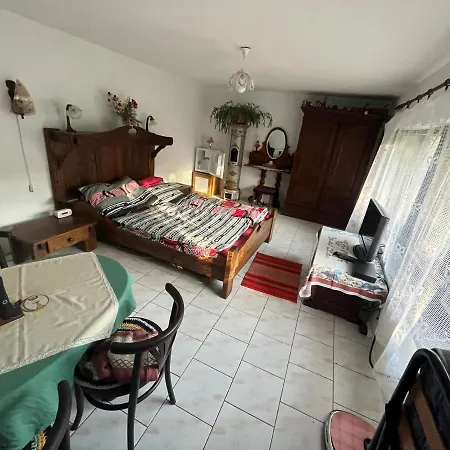 Pri Vodarenskom Tajchu Banská Štiavnica